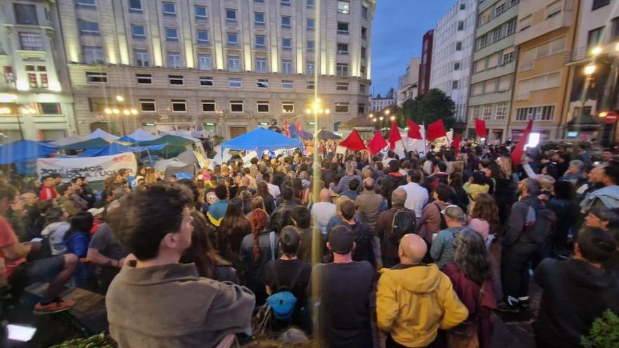 Dos de los atacantes a la acampada militaron en Vox, que los apartó en junio