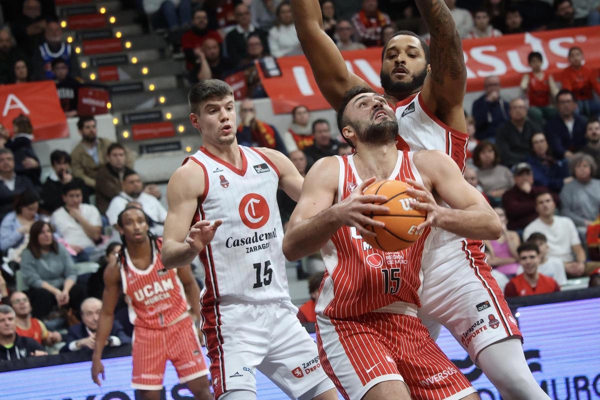 Las mejores imágenes de la victoria de UCAM Murcia frente a Casademont Zaragoza