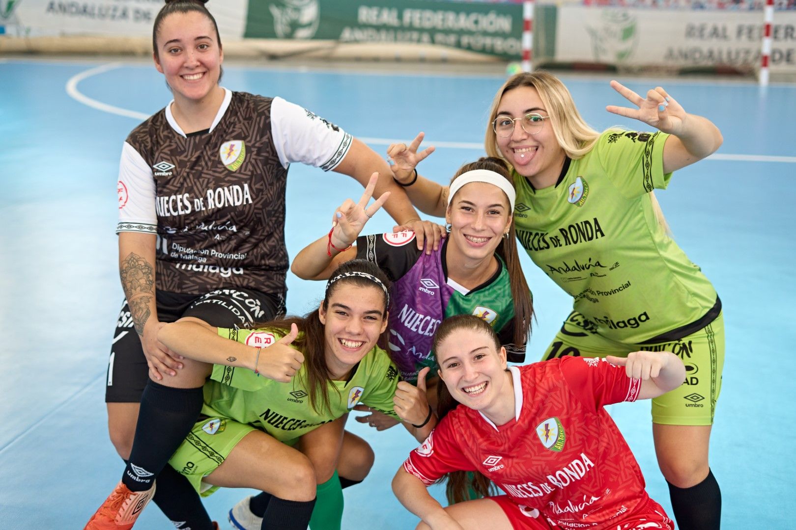 Nuevas camisetas del equipo de fútbol sala femenino Atlético Torcal