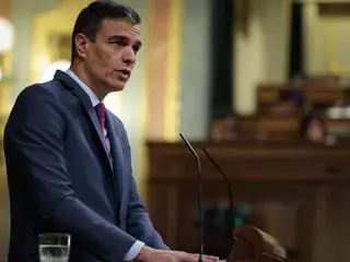 Sánchez cancel·la la seva agenda i valora deixar la presidència