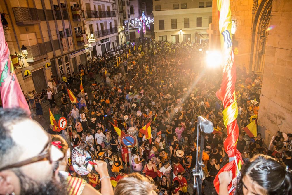 Borrachera de alegría en la retreta callosina