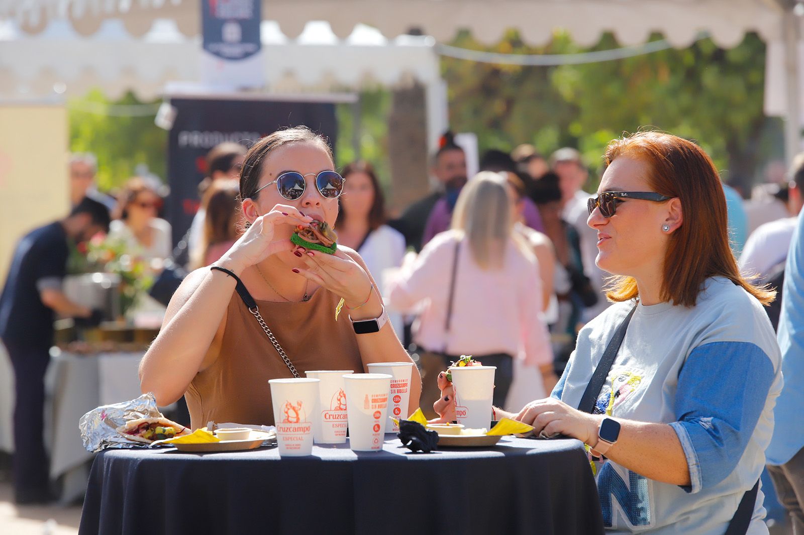 Califato in the Street vuelve a llenar de gastronomía el Paseo de la Victoria