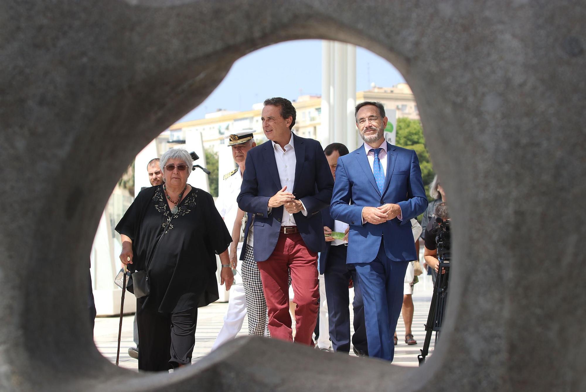 Inauguración de la exposición 'Caminantes en el puerto', en junio de 2017