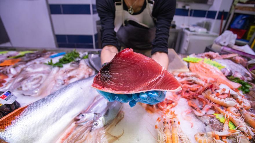 ¿Rape negro o blanco? ¿Qué especie de atún? El etiquetado erróneo del pescado le cuesta 320 millones de euros a los consumidores españoles