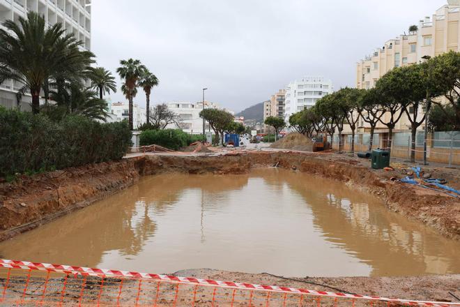 Todas las imágenes del efecto que ha causado el paso de la borrasca 'Harry' en Ibiza