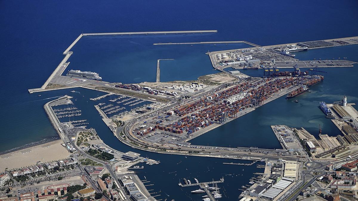 Los puertos de Valencia, Sagunto y Gandía conectan el levante español con 168 países, principalmente China y EEUU.