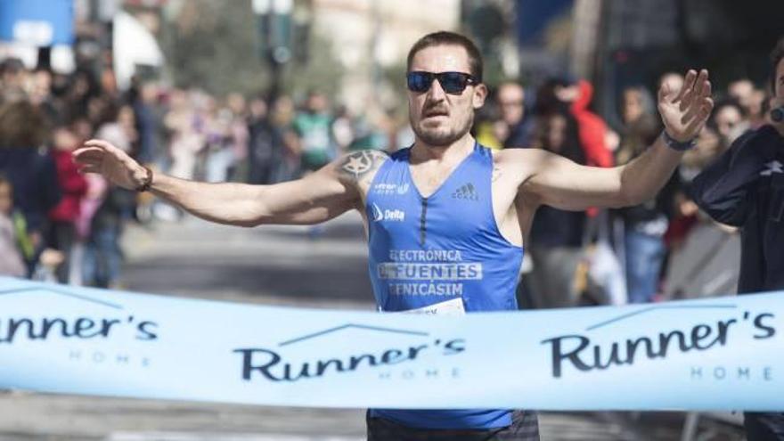 Ruswell Rodríguez fue el más rápido en el 5K Volta a Peu Ciutat de Castelló.