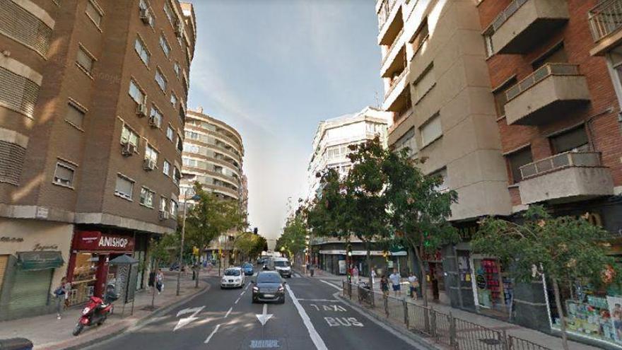 Herido grave un motorista al colisionar con un autobús en Zaragoza