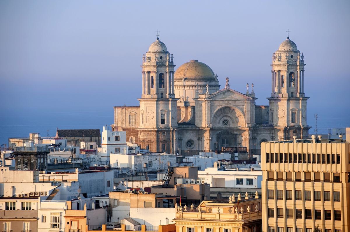 Vistas de la ciudad de Cádiz.