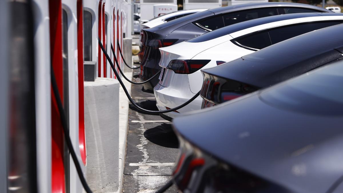 Cargadores coche eléctrico de Tesla.