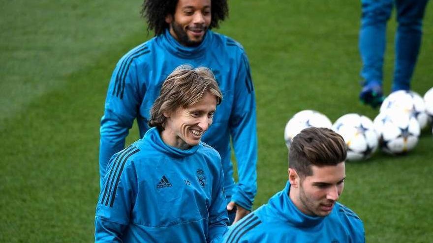 Modric, en un entrenamiento con el Real Madrid. // Gabriel Bouys