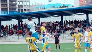 La historia de Aye Diop: De convivir con futbolistas de élite a formar a la nueva generación