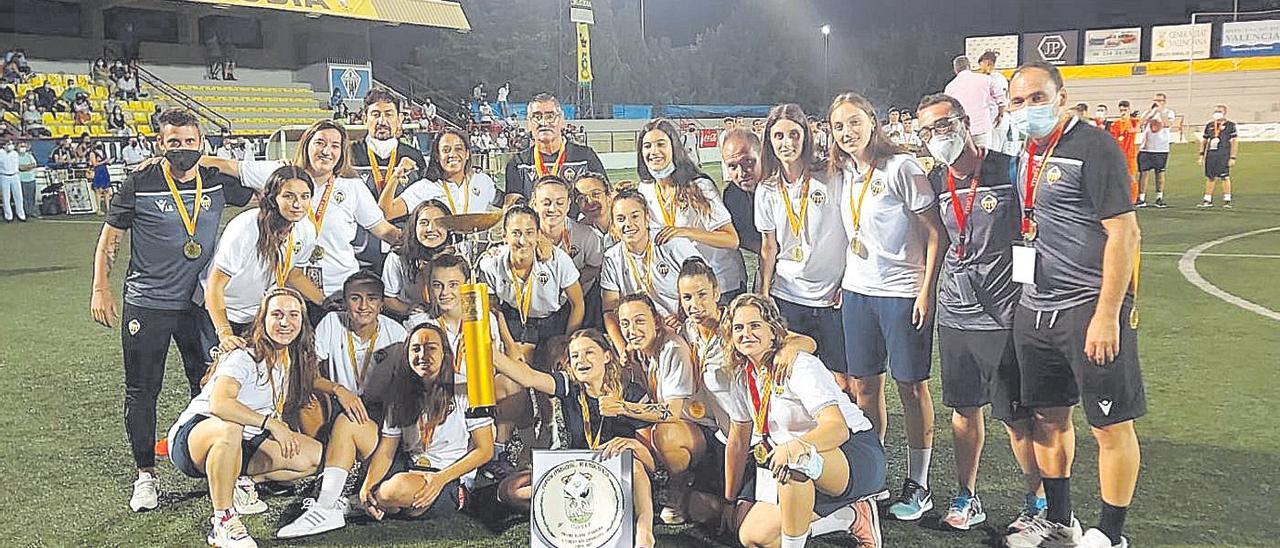 El femenino del Castellón ha comenzado bien una temporada 2021/22 que inició adjudicándose el COTIF.