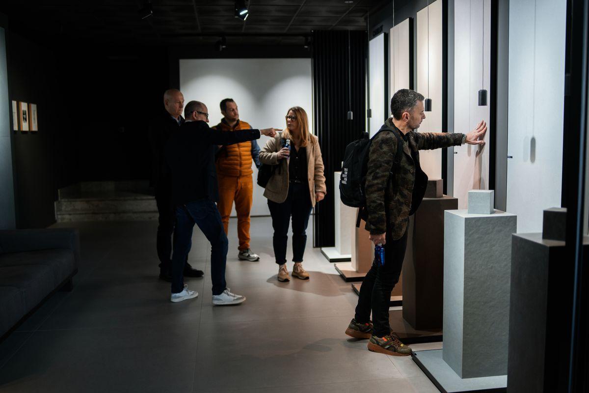 El 'showroom' de Azuvi se convierte en un lugar de encuentro.