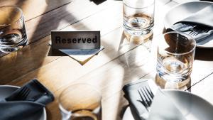 Mesa reservada restuarante