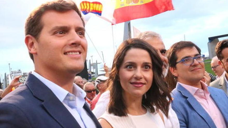 El president estatal de Cs, Albert Rivera, la líder a Catalunya, Inés Arrimadas.