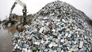 Residuos electrónicos: un monstruco que crece sin parar y con poco reciclaje