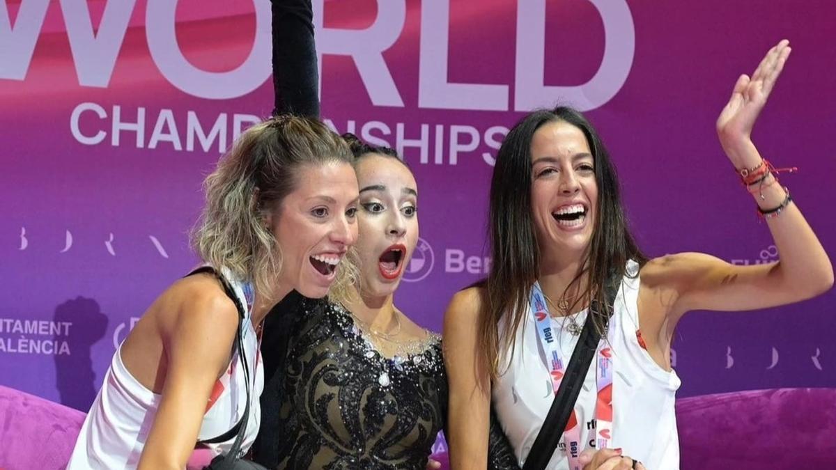 Marta Linares (i), Alba Bautista (c) y Alejandra Quereda durante el campeonato del mundo celebrado en Valencia el pasado mes de agosto