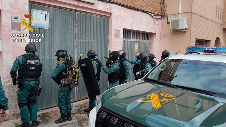 Operación de la Guardia Civil para desmantelar dos organizaciones de narcos en Málaga y Almería
