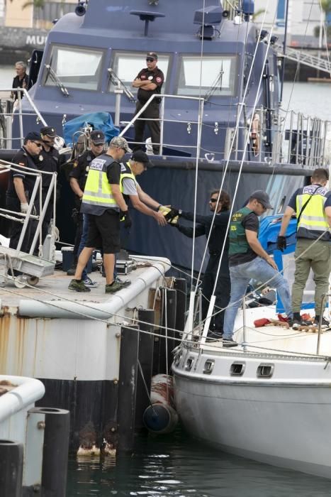 Interceptan un narcovelero con 800 kilos de coca