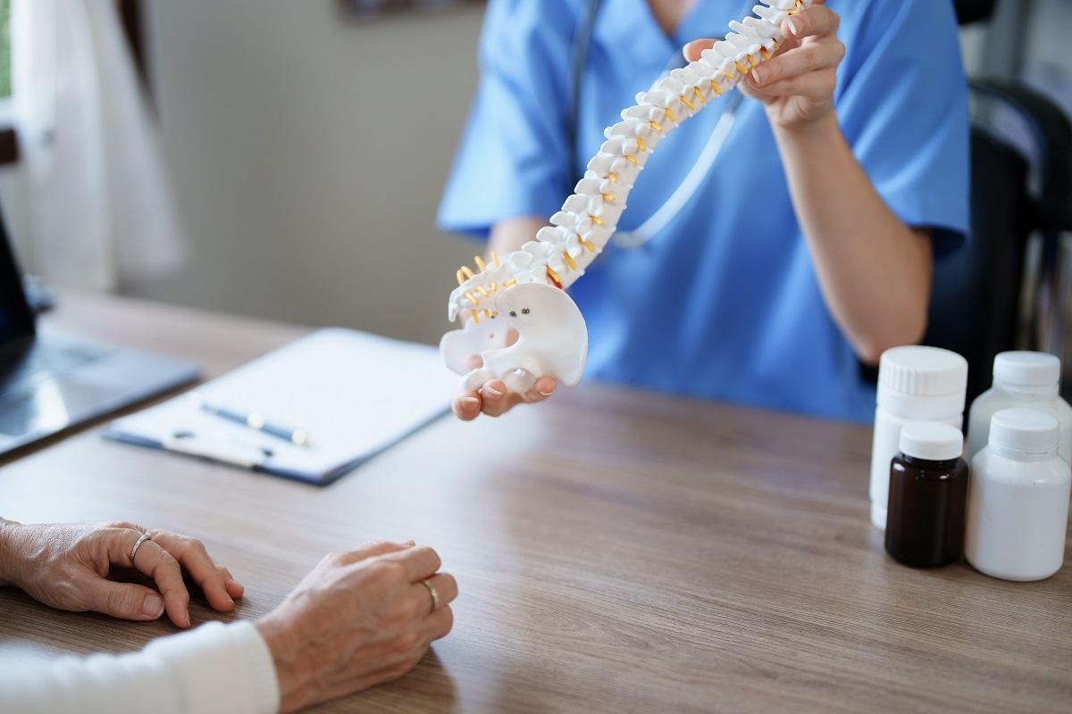 Estas son las dos técnicas quirúrgicas más eficaces para tratar una fractura vertebral osteoporótica.