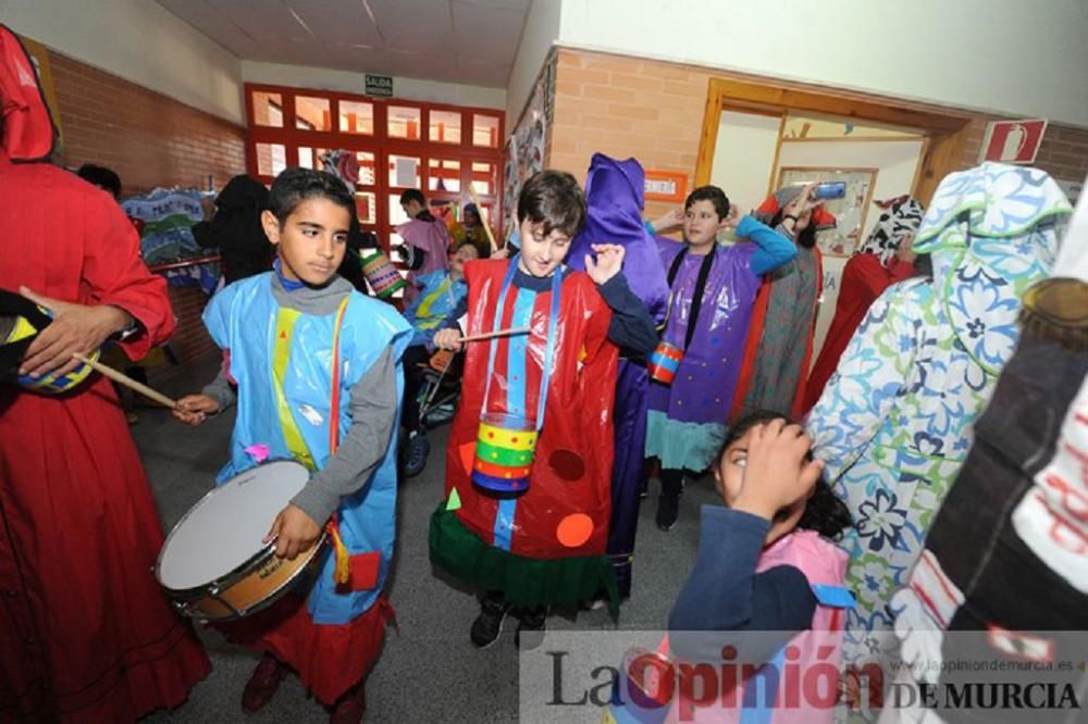 Los tambores de Moratalla llegan al colegio Primitiva López