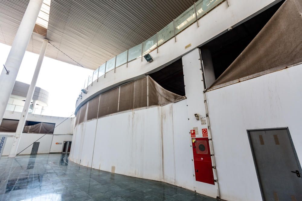 La estación de autobuses de Benidorm, a pedazos