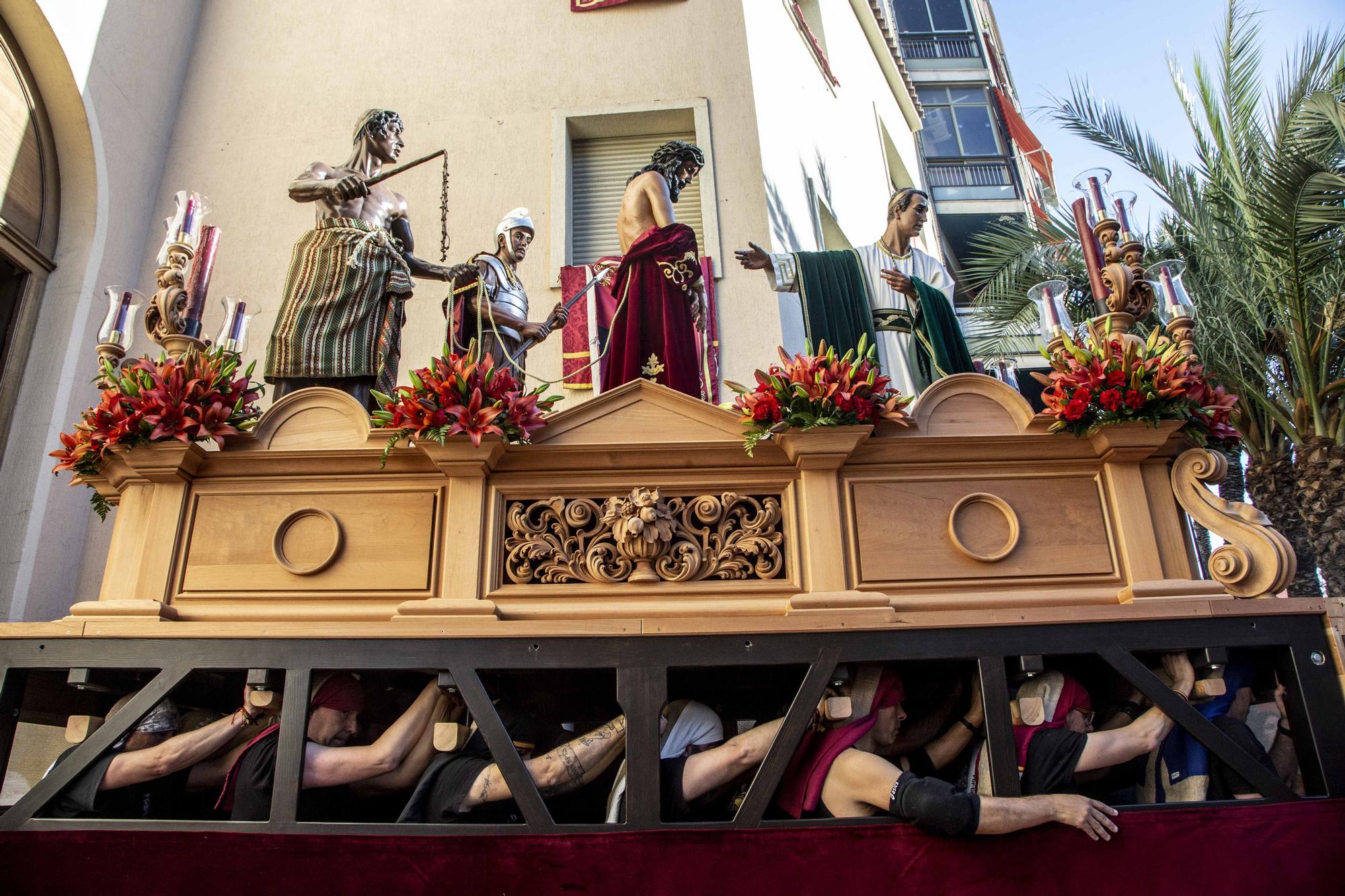 Martes Santo en Alicante: Procesiones del Ecce-Homo y Nuestra Señora de la Amargura