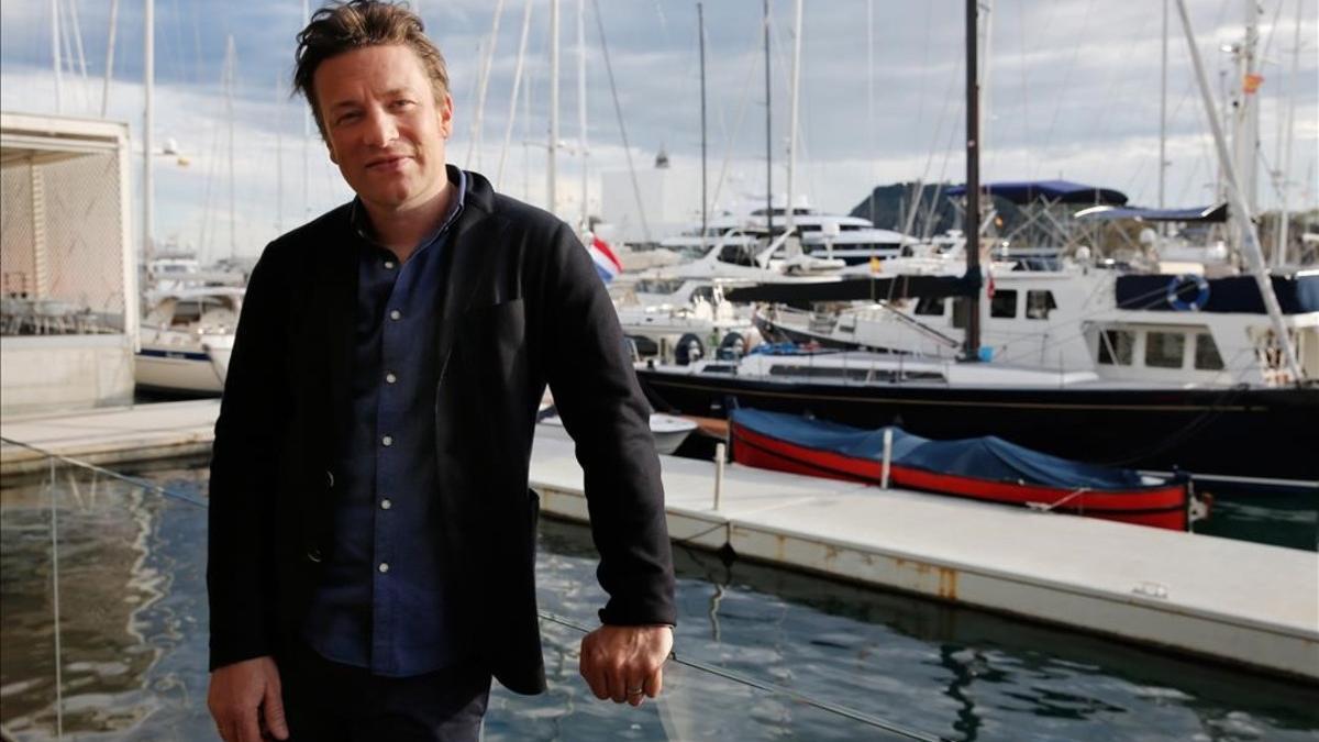 El chef británico Jamie Oliver, en el OneOcean Port Vell, este jueves, donde ha sido una de las estrellas invitadas a la inauguración de la Terrazza Martini.