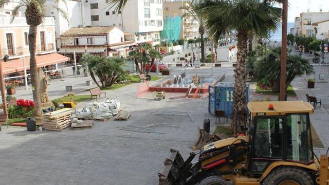 Dos detalles de las obras que se han iniciado hoy.