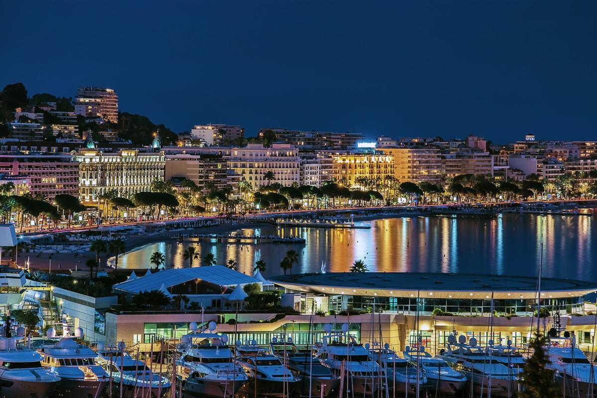 Ninguna otra ciudad brilla como Cannes.