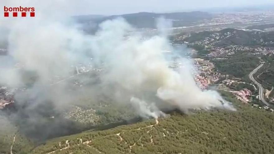 Imatges aèries de l'incendi de Cervelló