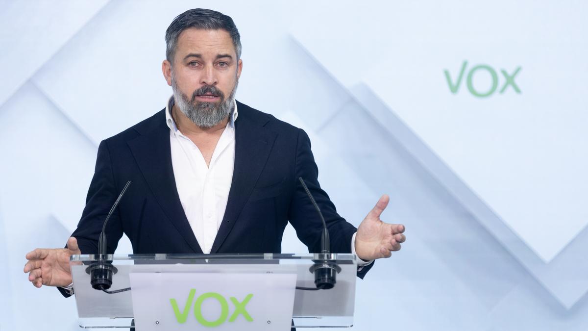 El líder de Vox, Santiago Abascal, durante una rueda de prensa posterior al Comité de Acción Política del partido