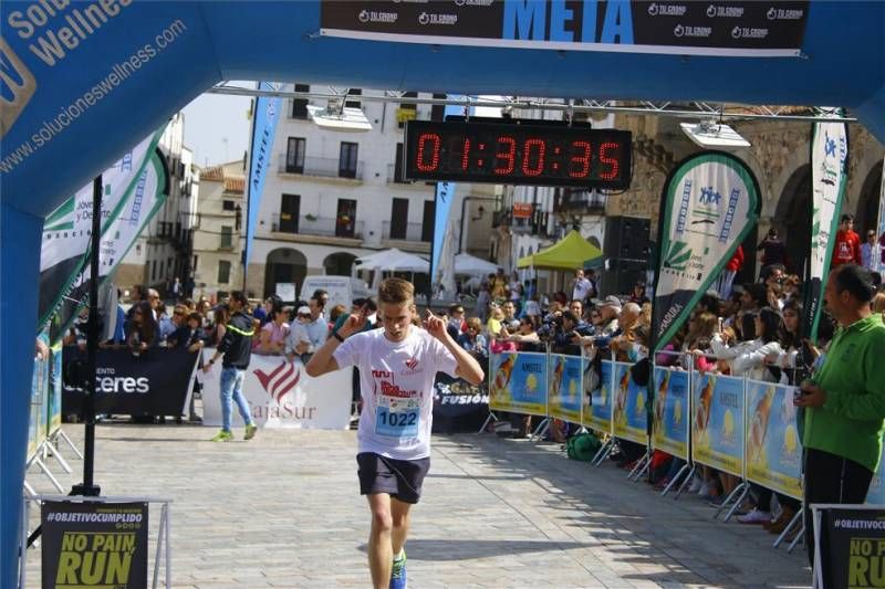 La media maratón de Cáceres en imágenes