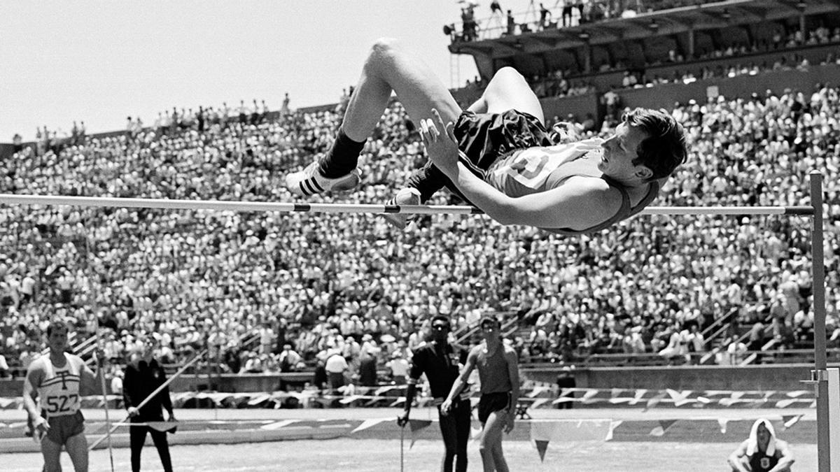 Salto de Dick Fosbury en 1968.