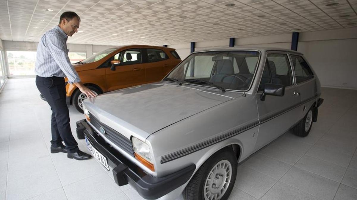 Así era el primer modelo del mítico Ford Fiesta de 1976.