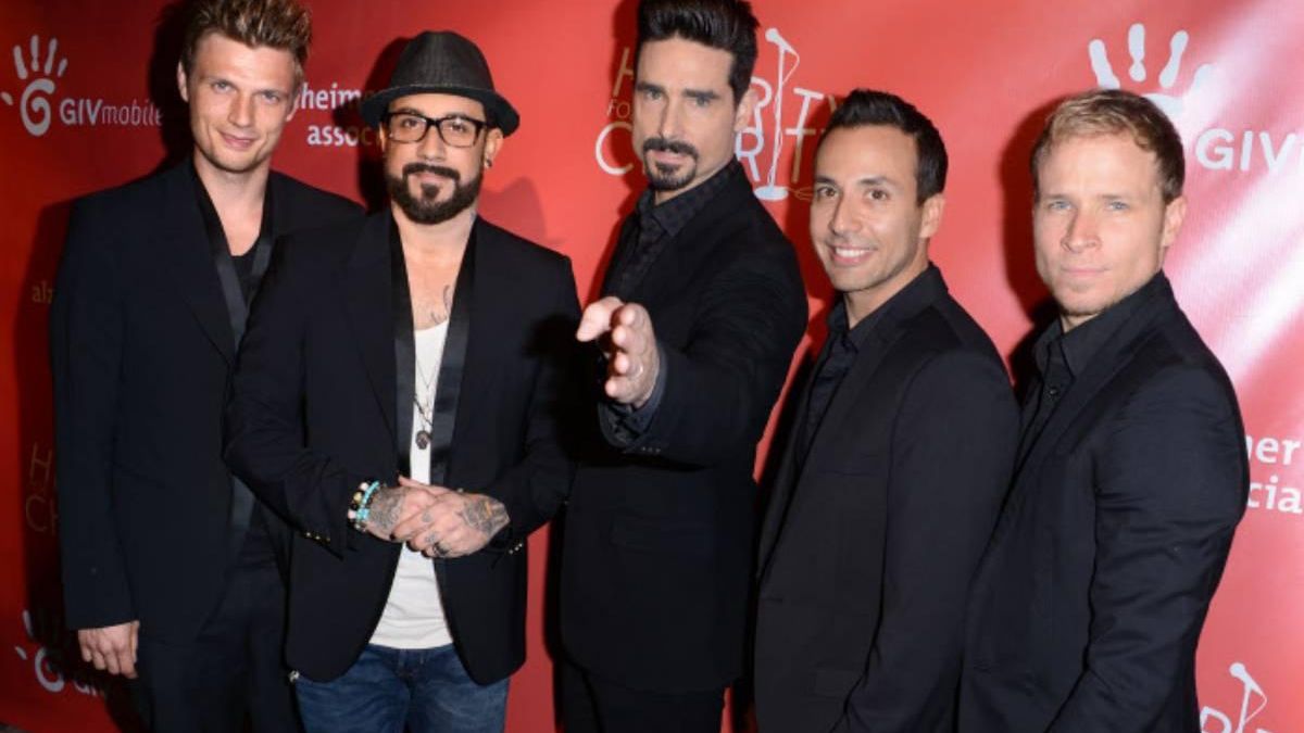 Los Backstreet Boys se cuelan en San Fermín para anunciar su nuevo disco remasterizado