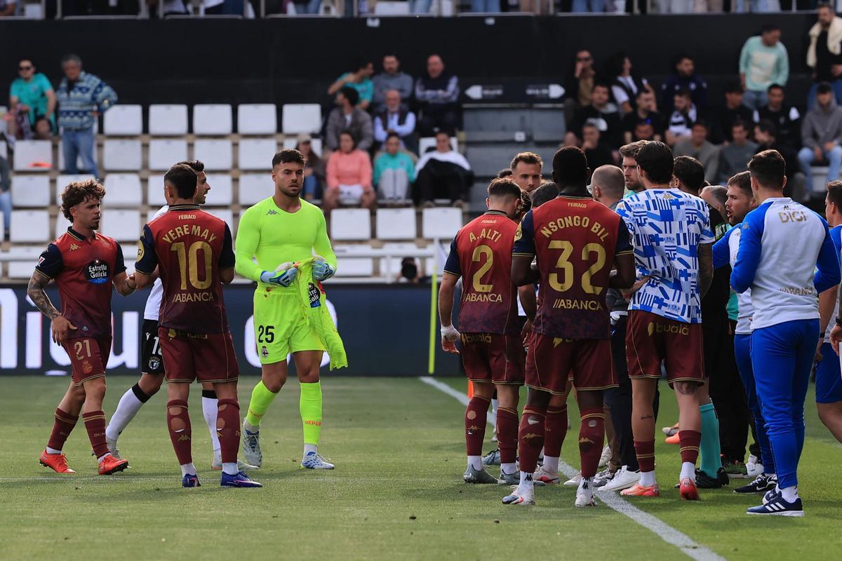 Las imágenes del partido del Deportivo en Burgos (1-1) Las imágenes del partido del Deportivo en Burgos (1-1)