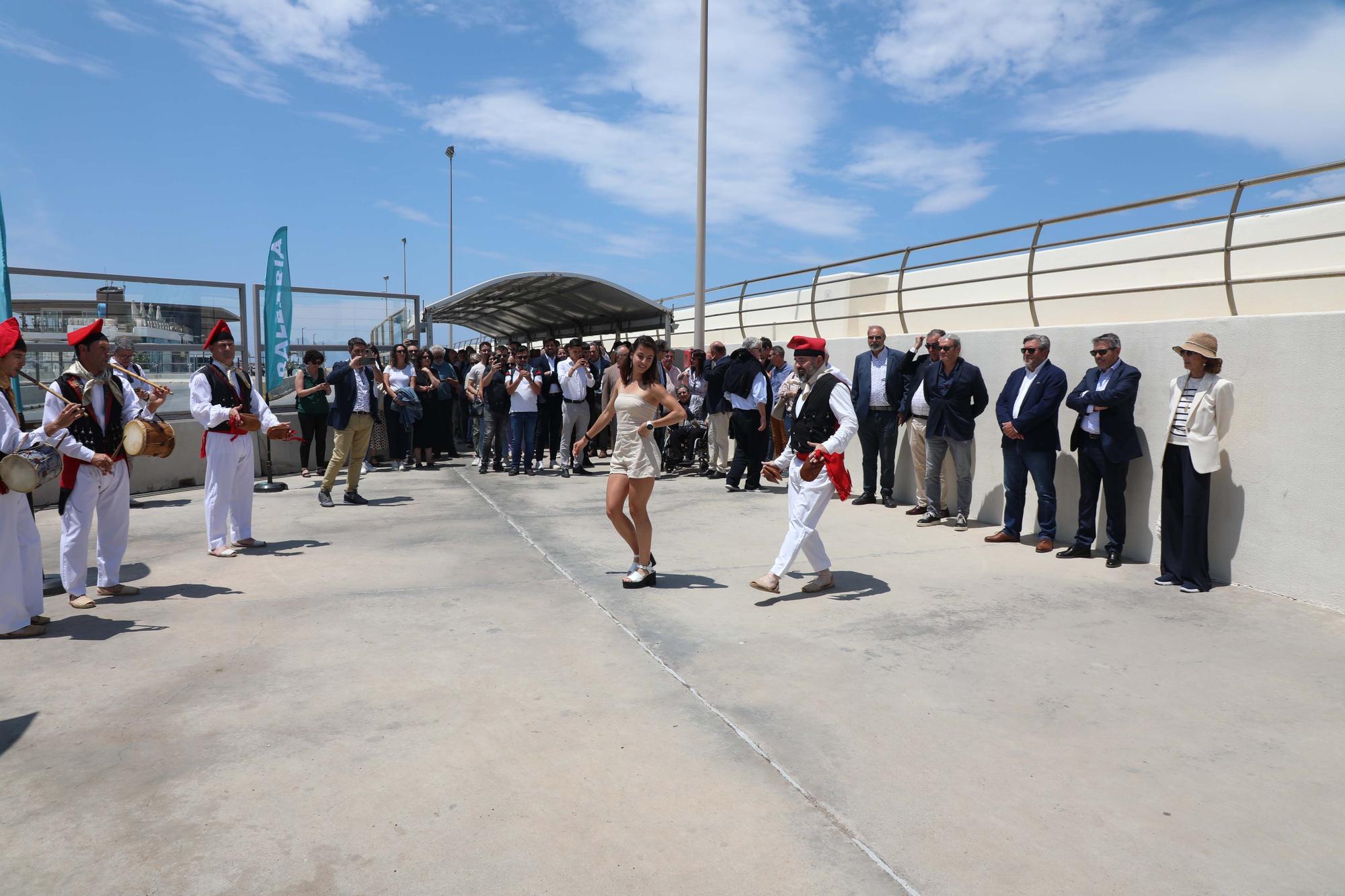 Galería de imágenes del primer ferry eléctrico de España que conecta Ibiza y Formentera