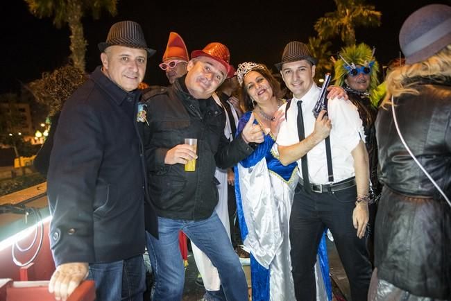 Ambiente Carroza anunciadora del Carnaval 2016 ...