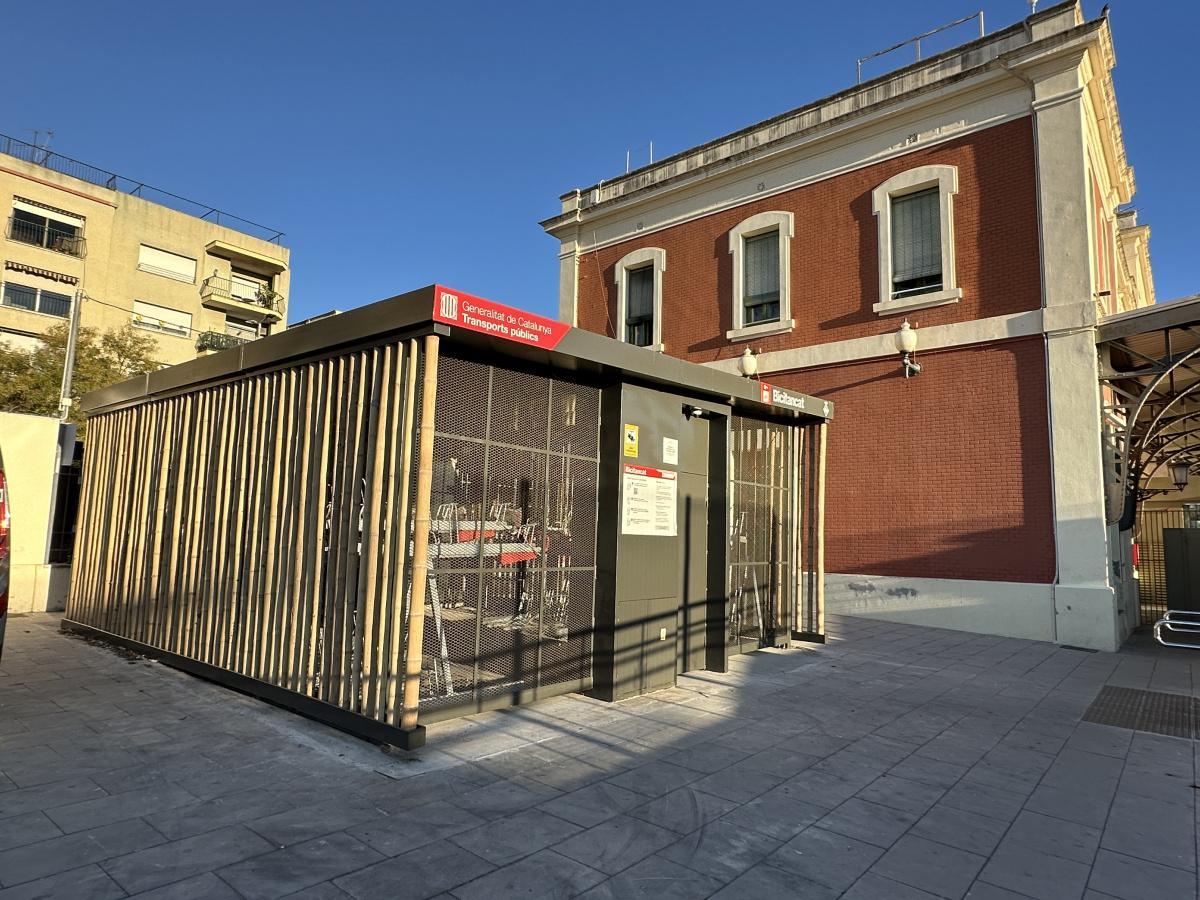 El Bicitancat instalado en Vilafranca del Penedès, la primera experiencia piloto que el Govern contempla extender a otras poblaciones.