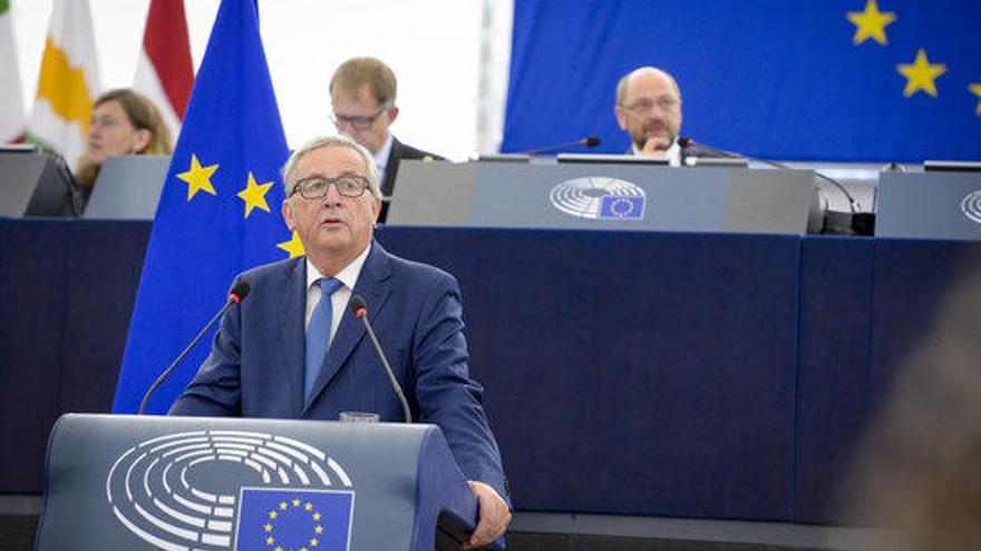 Juncker promet &quot;wifi gratuït&quot; al centre de &quot;cada ciutat europea&quot; l&#039;any 2020