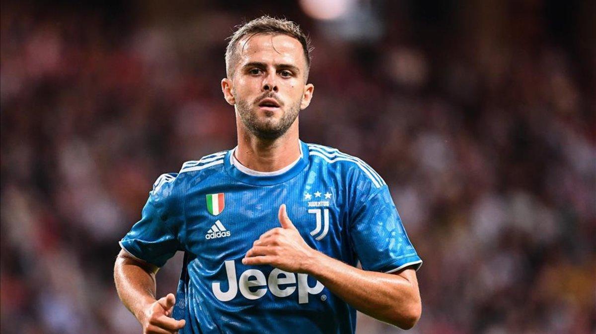 Pjanic vestirá pronto la camiseta del Barça