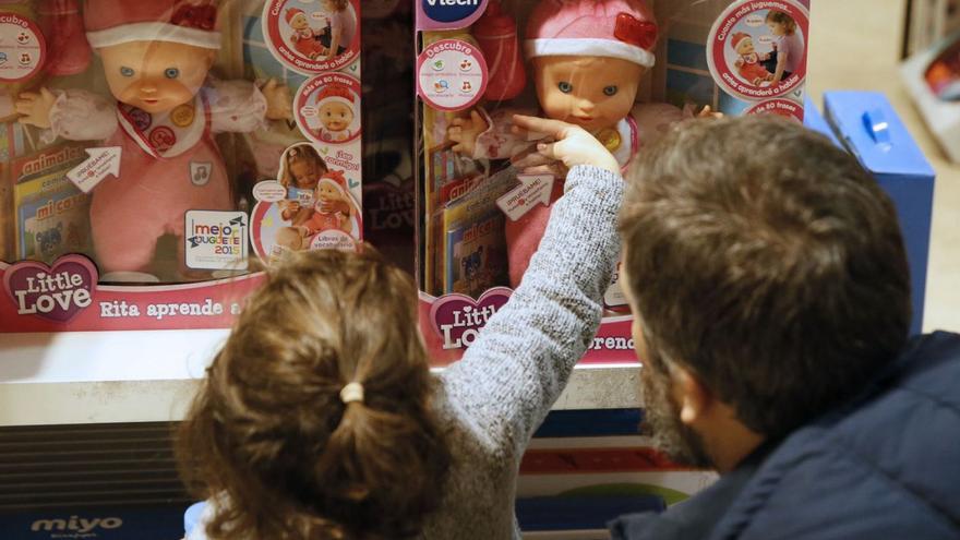 Cantos regalos debe ter un neno no Nadal?