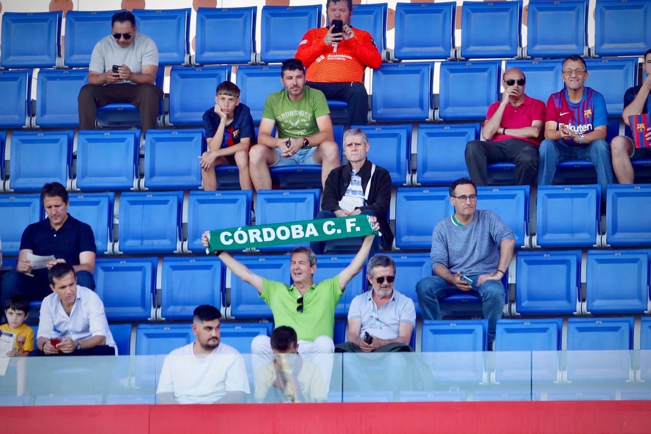 Barcelona B-Córdoba CF | La afición cordobesista, en imágenes