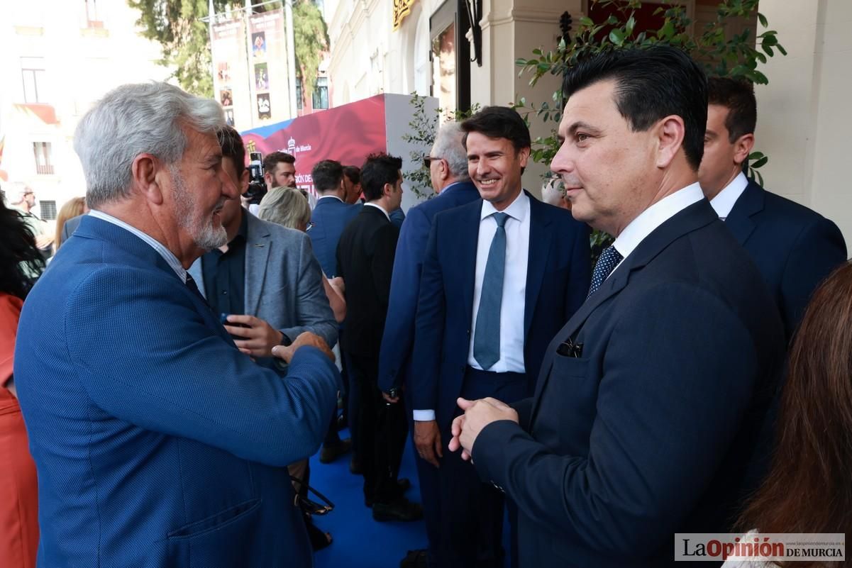 Así ha sido el acto institucional del Día de la Región de Murcia en el Teatro Romea