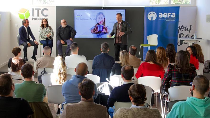 Una de las jornadas sobre los retos de la empresa familiar con los alumnos de posgrado de la UA.