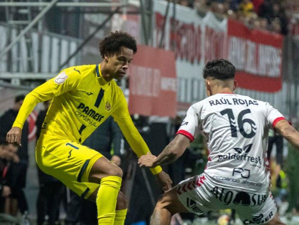 Buchanan ante Raul Rojas en el Antoniano-Villarreal