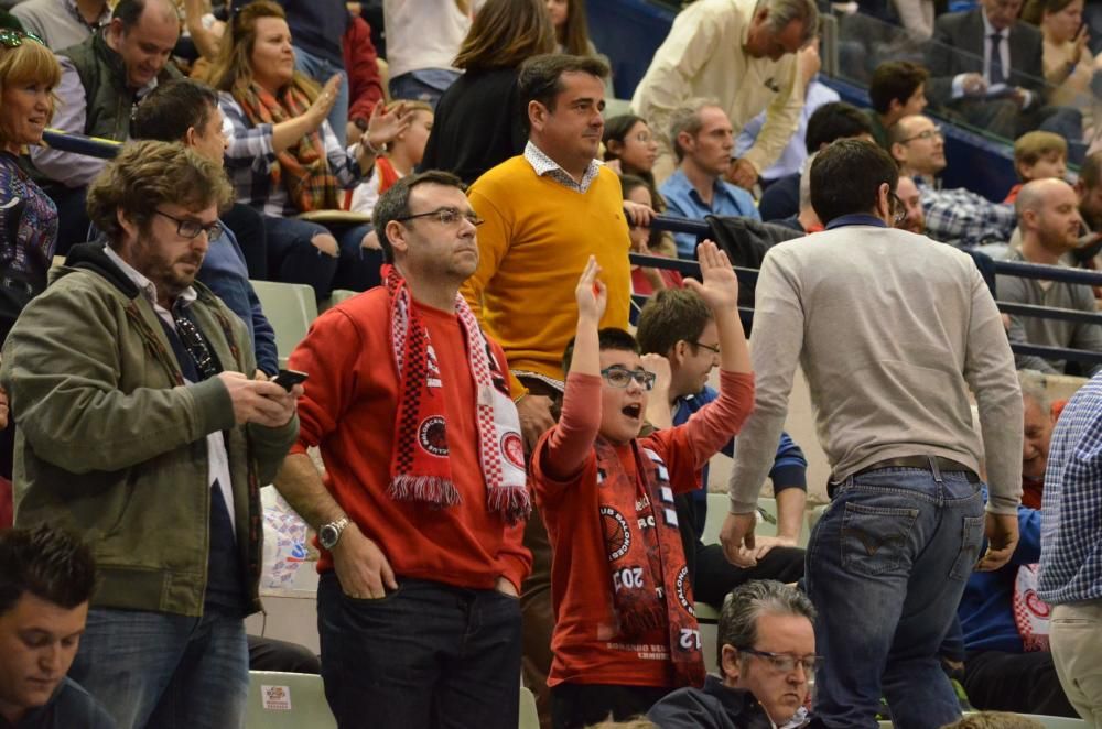 Partido entre el Murcia y el Cai Zaragoza