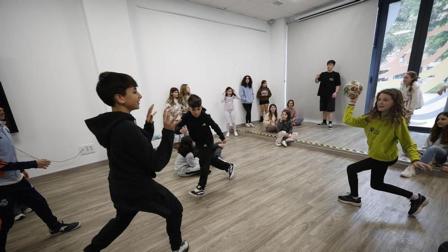 Ajedrez, ping-pong y Harry Potter para un mayo sin pausa en el Local Juvenil de Castrillón